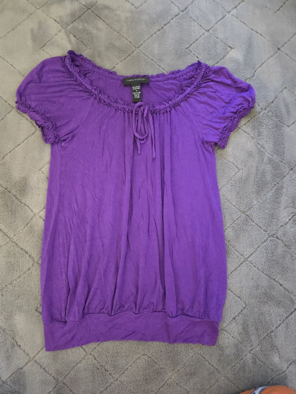 Cable & Gauge Purple Smocked Tie-Neck Short Sleeve Blouse